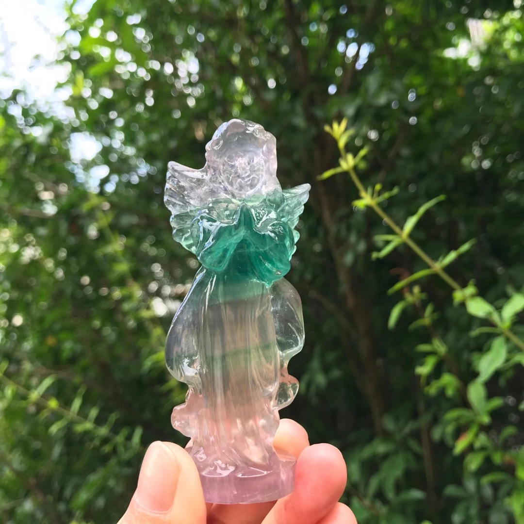 Good price natural hand carved angels ornament transparent clear bulk crystal angel carvings for healing