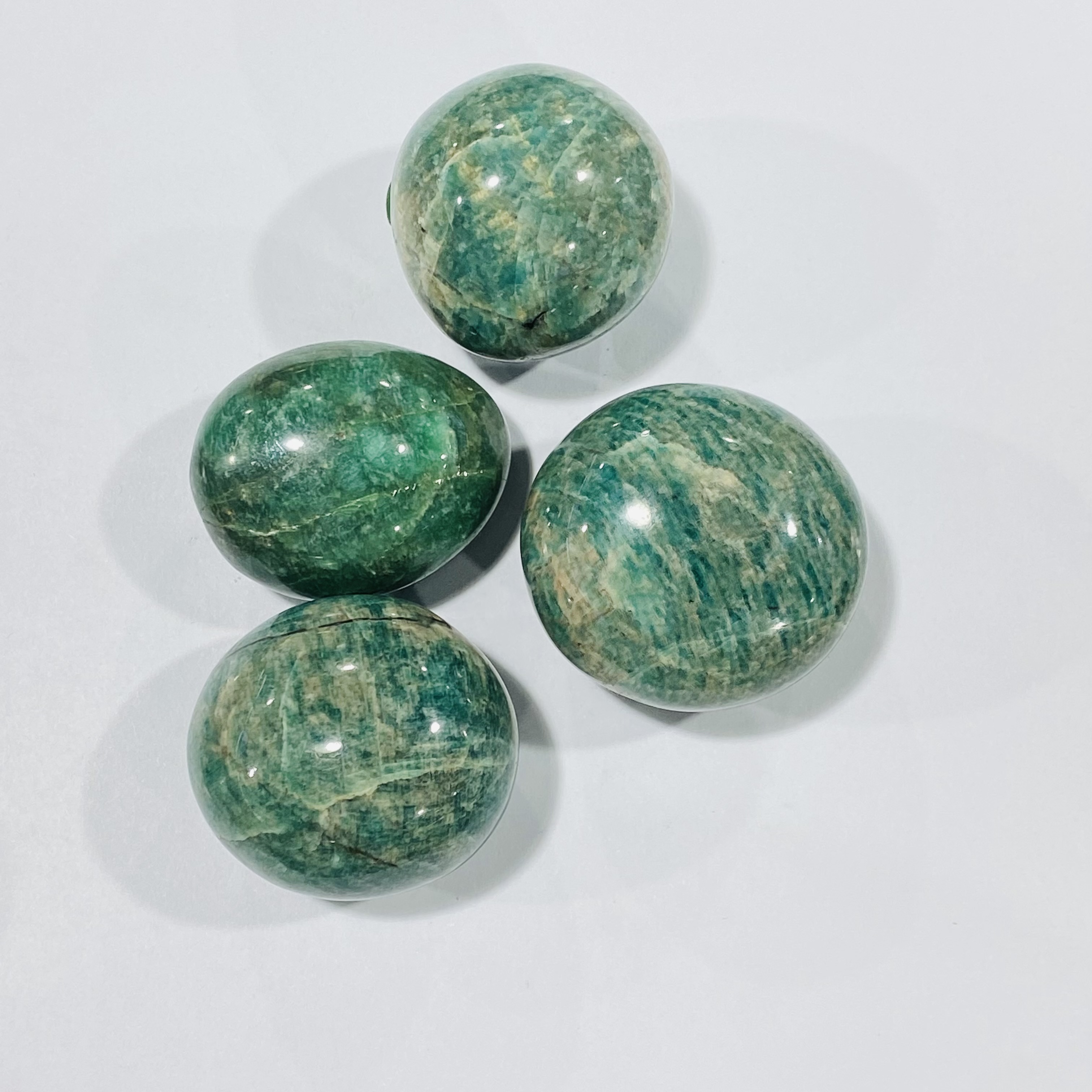 Reiki gemstones and crystals natural hot sale polishing amazonite crystal healing palm stones