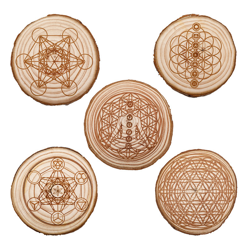 Wholesale Healing Energy Pattern Wood carving crafts round chakra seven star array wooden plate hand carving decoration