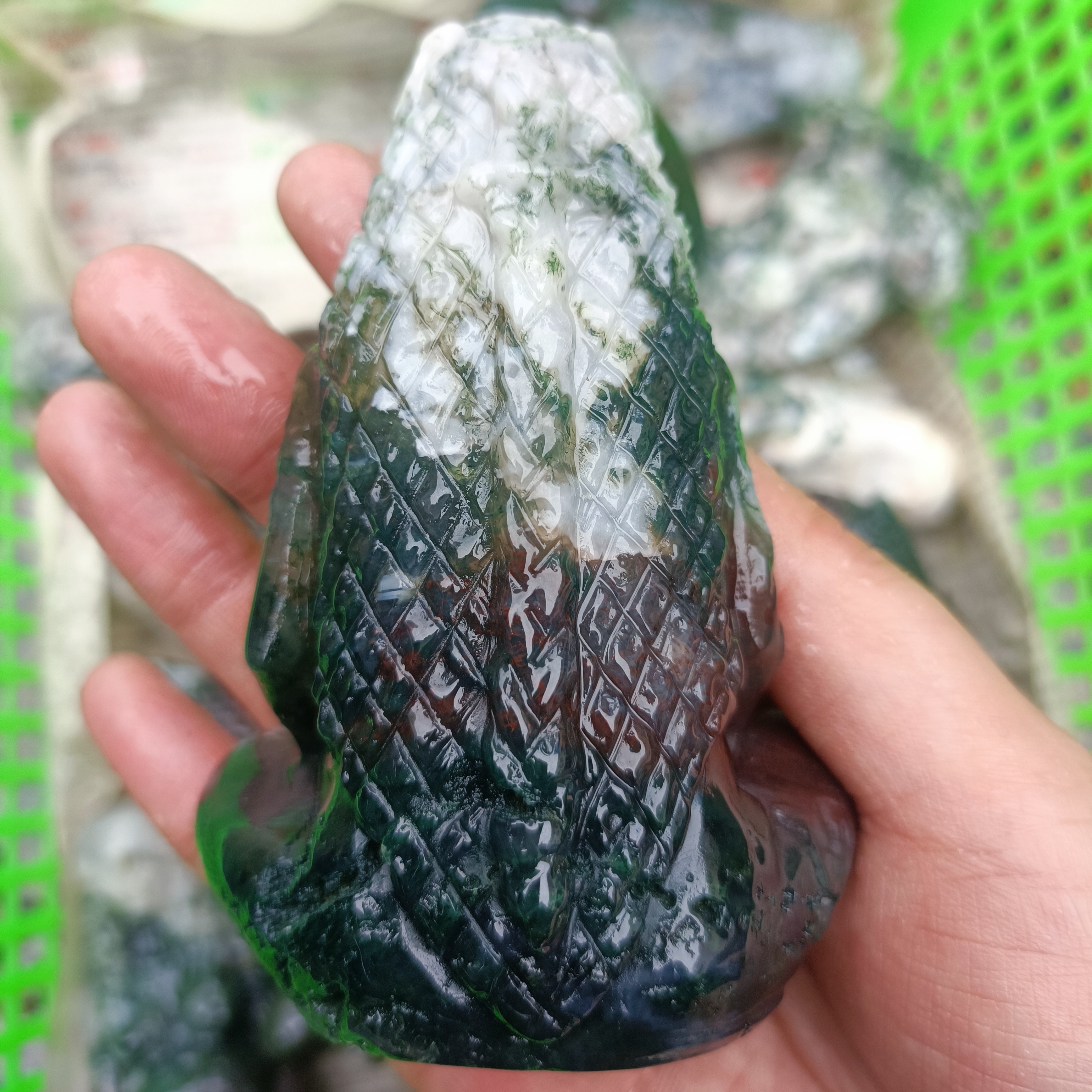 Wholesale high quality natural crystals healing stones moss agate Mother earth Carving Crafts for decoration and gifts