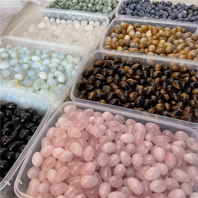 High Quality Crystal Carved Egg Crafts Wholesale Various Healing natural small crystal palm stones eggs for decoration