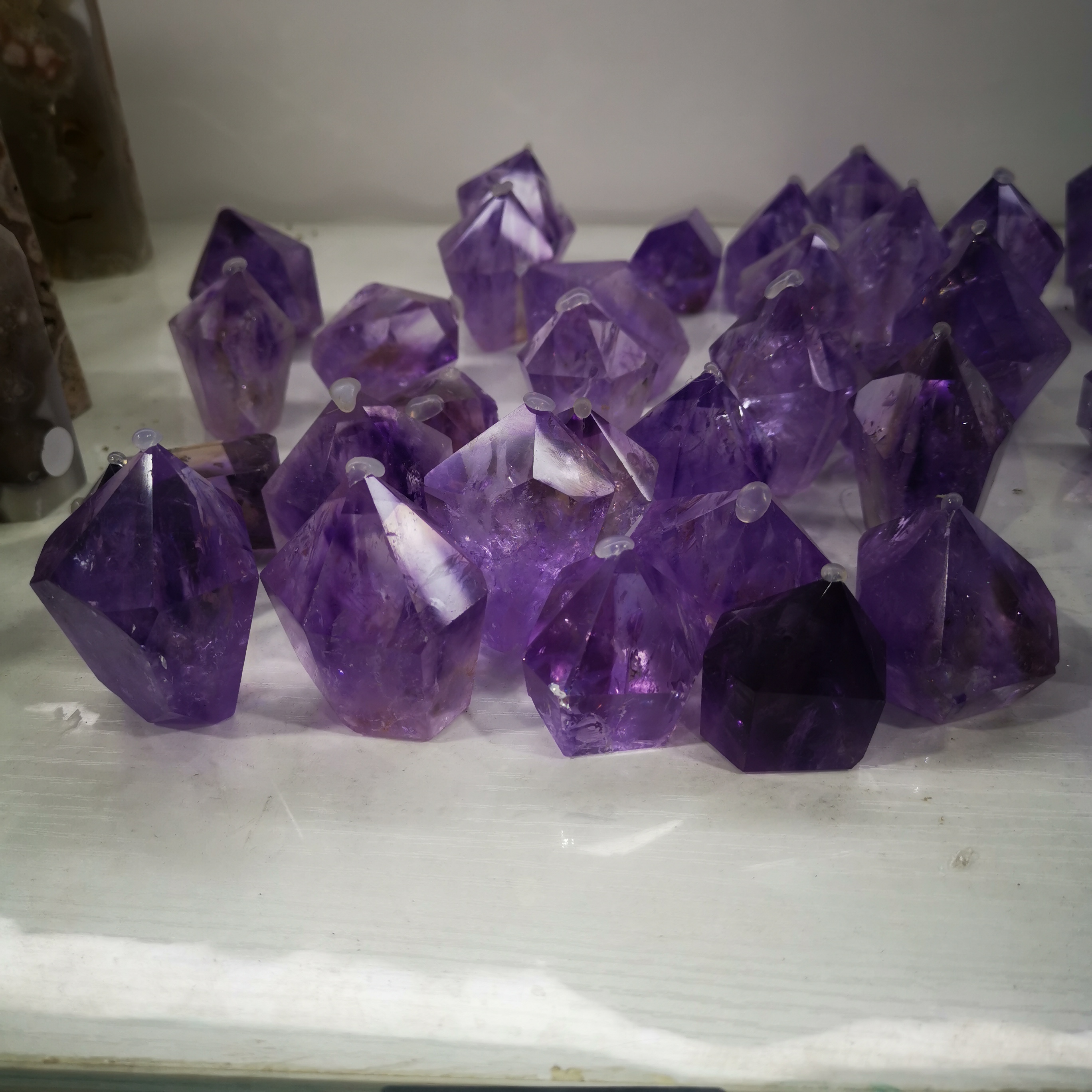 Natural Amethyst Crystal Mineral Gemstone Healing Reiki Amethyst Points Polished For Fengshui Decoration