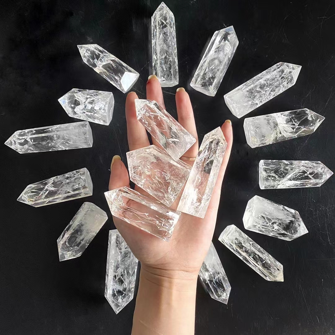 Top quality fengshui healing white crystal stone towers polished natural clear white crystal popcorn point for sale