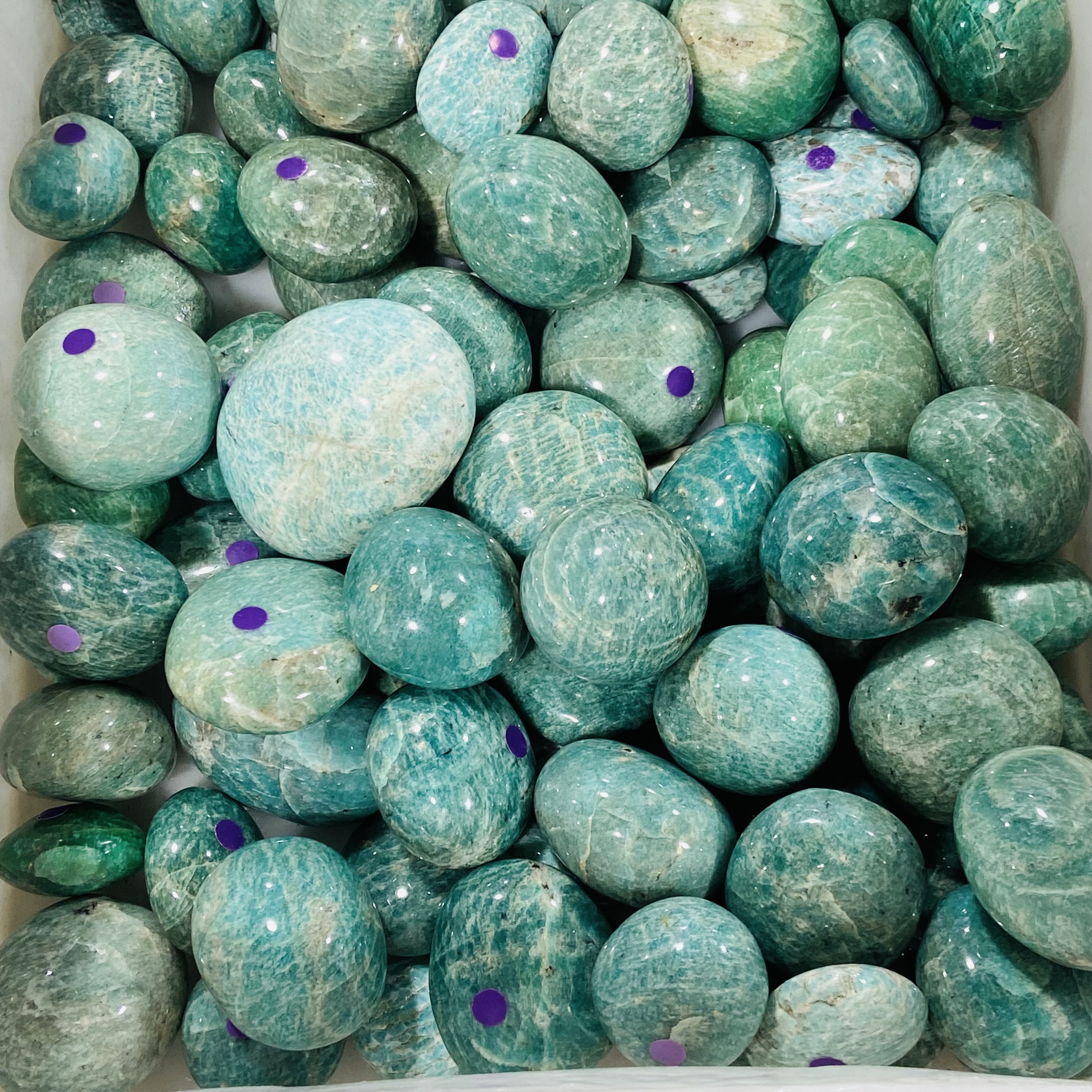 wholesale Natural crystals healing stones amazonite palm stone healing stone for decoration and gifts