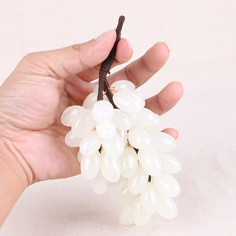 Best Selling Natural Polishing Gemstone Healing Reiki Jade Stone Grape Crystal Carving craft For Home Decoration