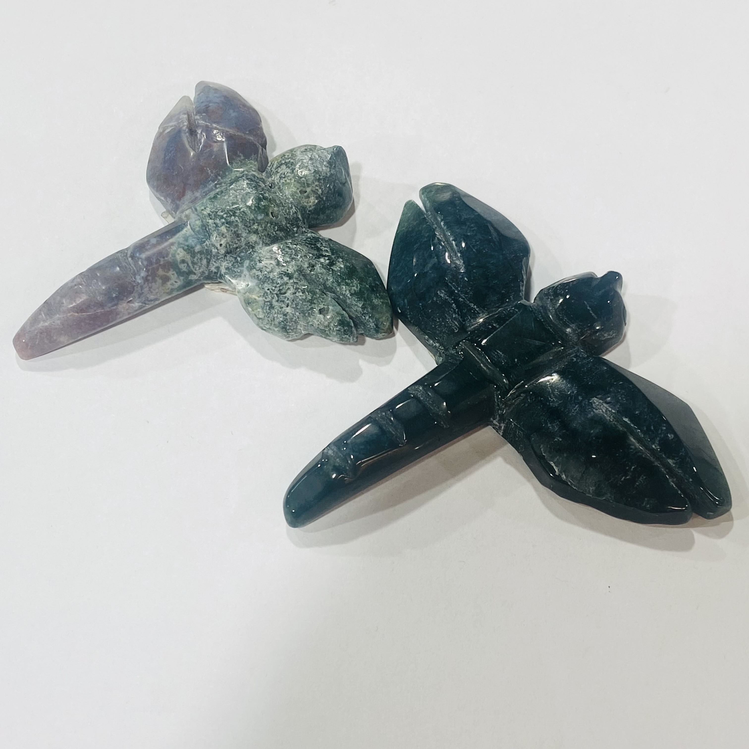 New Hot sale natural Quartz Crystal moss agate stone crystals dragonfly healing stone for decoration and gifts