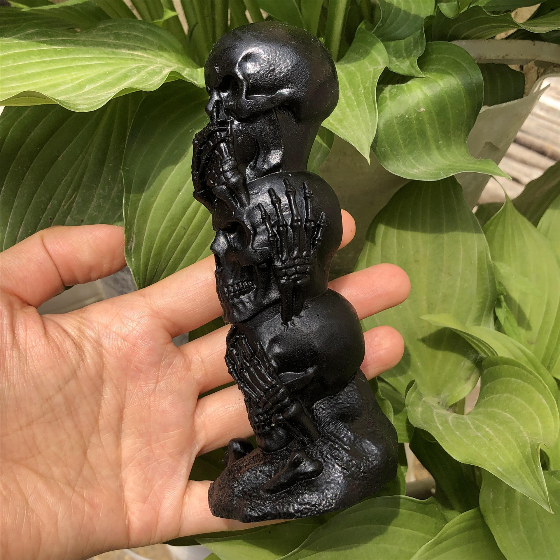 Best selling 5.5 inches crystal skulls hand carved natural healing black tourmaline skull crystal carving crafts