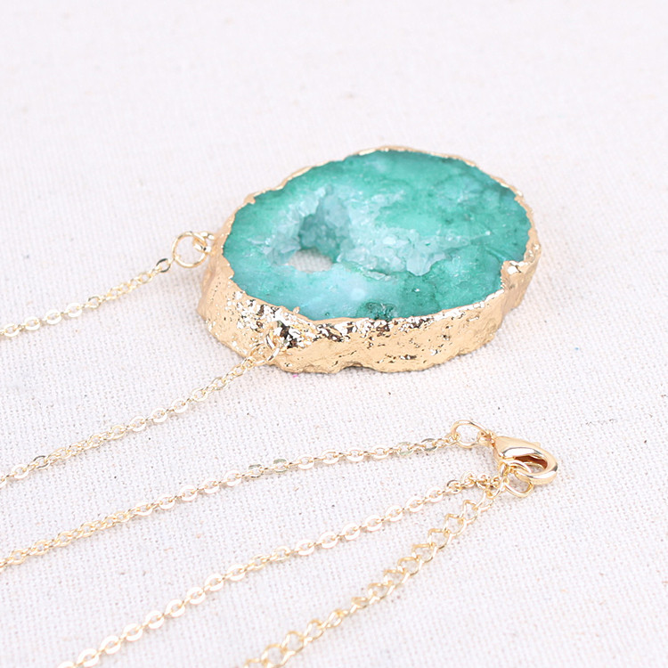 Natural gemstone agate crystal jewelry gold plated edge green agate crystal cluster pendant necklace for decoration