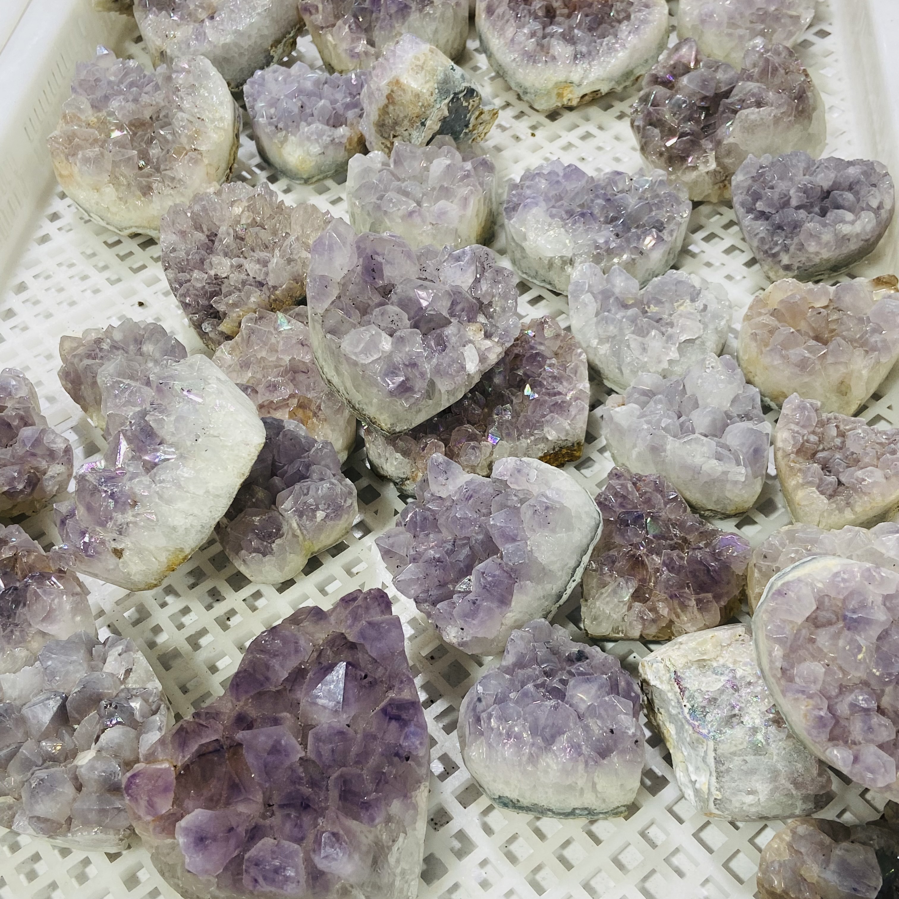 Good quality natural healing amethyst cluster gemstone wholesale crystal plating color amethyst mineral heart shape cluster