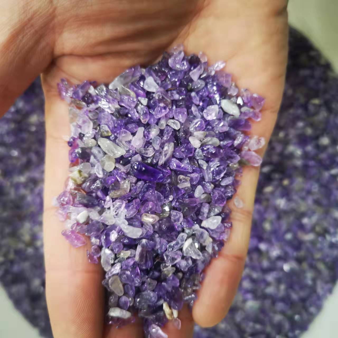 High quality Natural crystals healing stones fengshui healing amethyst Tumbled crystal stone for decoration and gifts