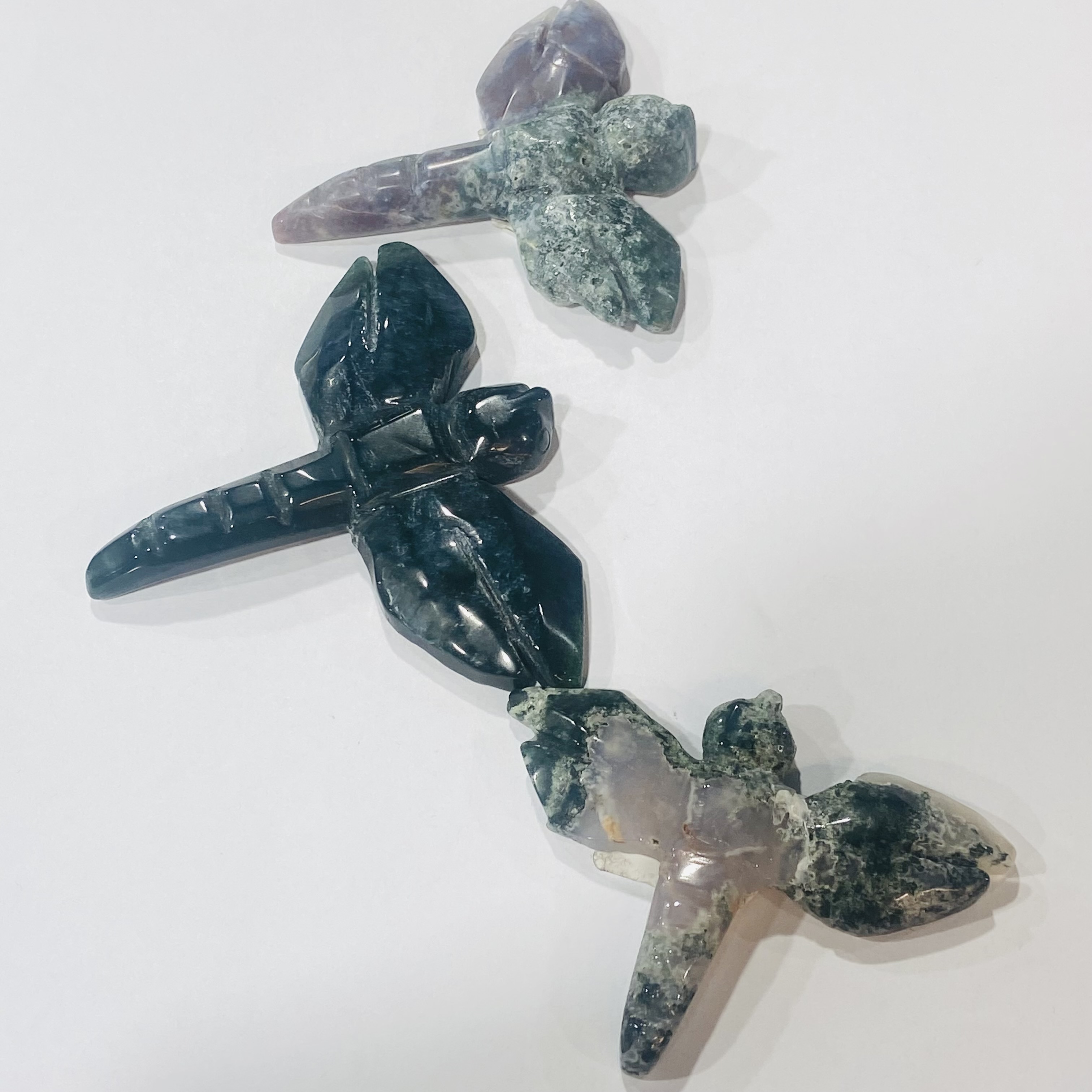 High quality Hot sale natural Quartz Crystal moss agate stone crystals dragonfly healing stone for decoration and gifts