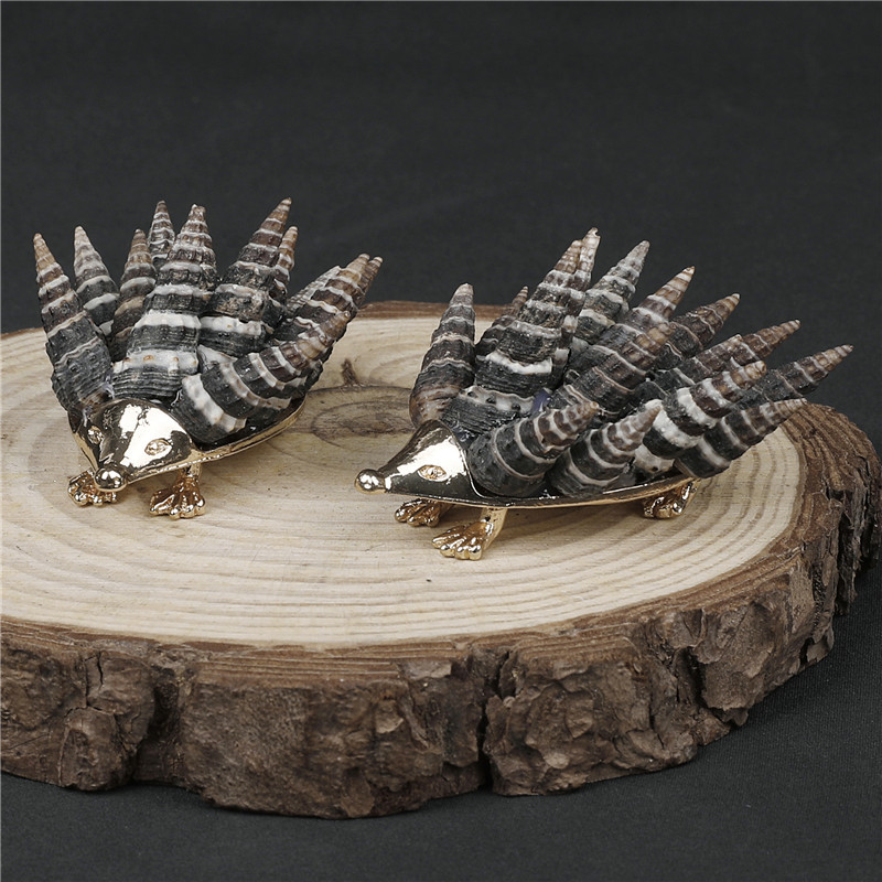 Wholesale Natural Hand Carved Cartoon Animal Crafts Alloy Sea Snail Hedgehog Crystal Carving Animal Decoration For Gift